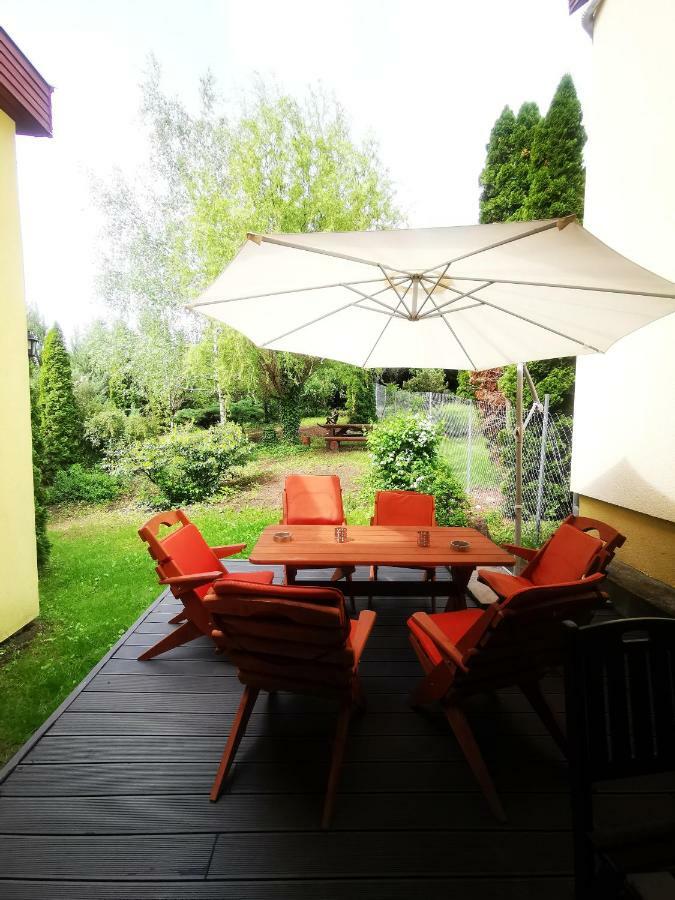 Hella Vendeghaz Hotel Eger Bagian luar foto